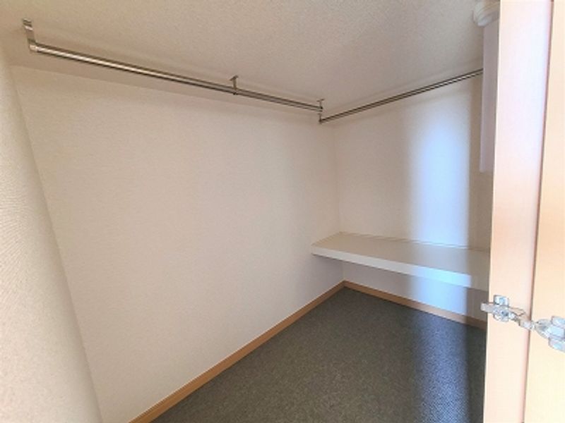 レオパレス庄内 収納