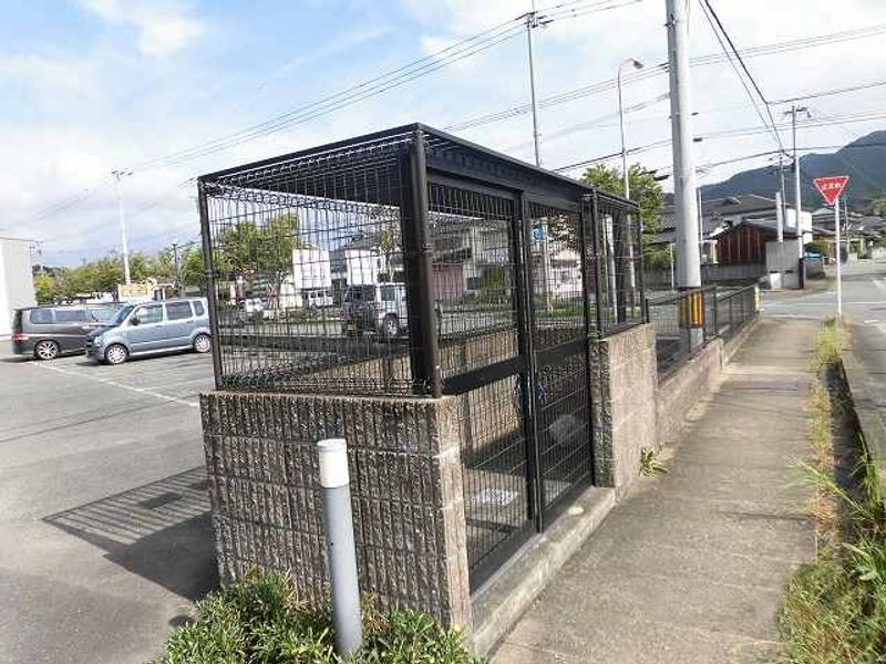 レオパレスディマンシュ 共用部分