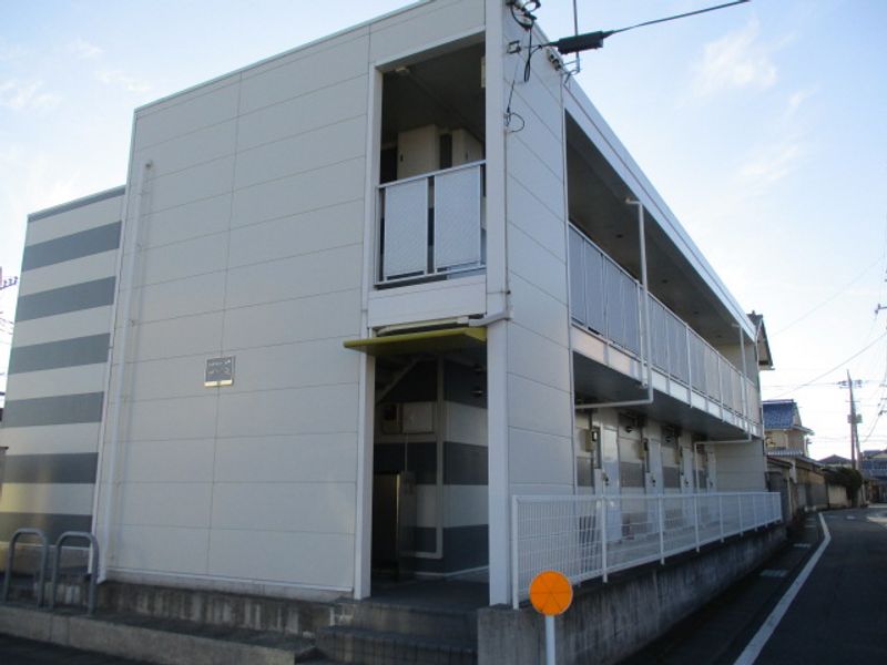 レオパレスパール２００１ 外観