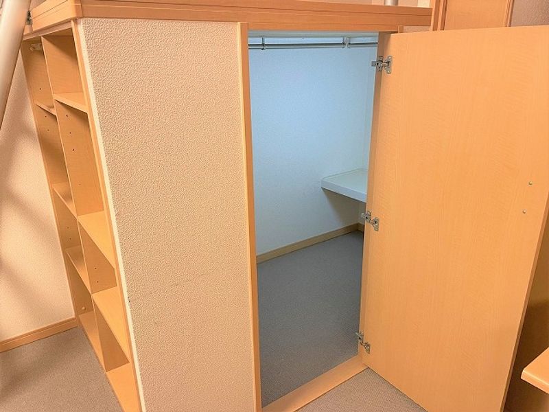 レオパレスハッピーブリッジ 収納