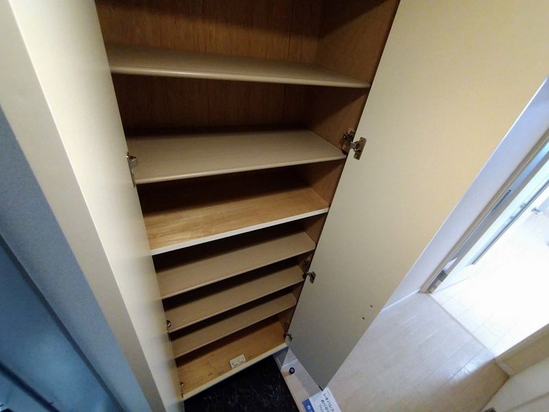 LEONEXT Crest Yumemigasaki Entrance