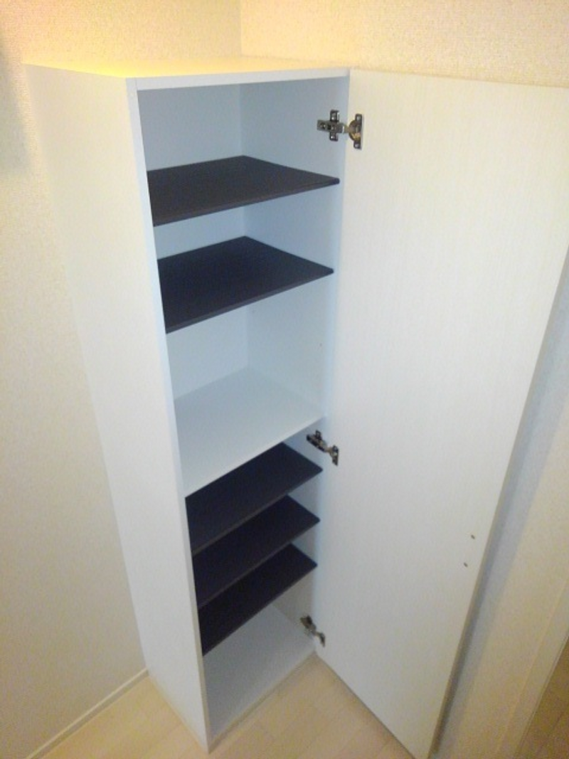 CLEINO FORET III Kho lưu trữ