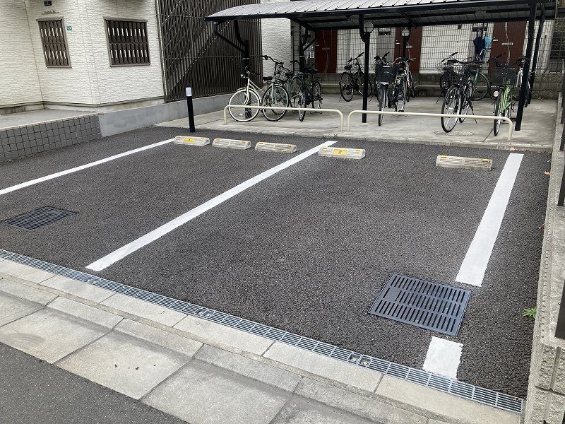クレイノプレミール蕨 駐車場