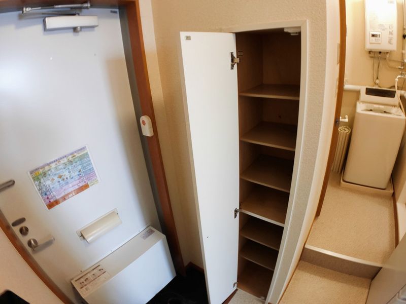 レオパレスたいせつ 玄関