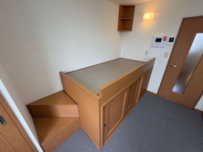 leopalace Half Moon Other