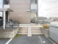 leopalace Grace Entrance