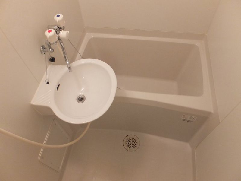 レオパレスマグノーリア 風呂