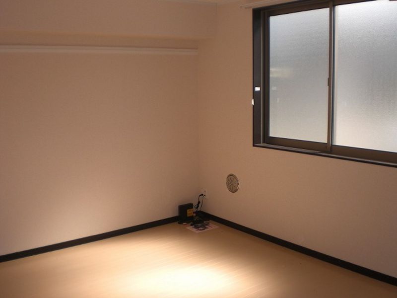 LEONEXT PINEWAVE II Bedroom