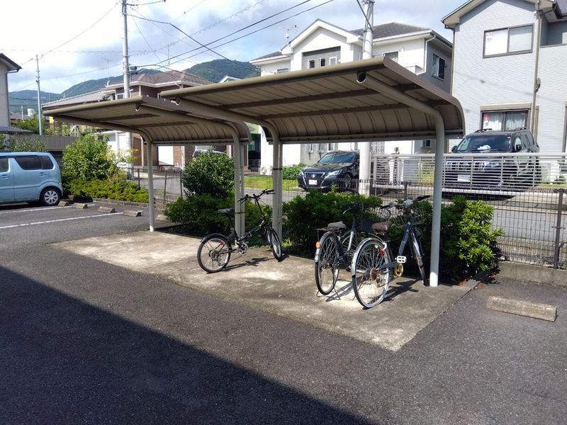 レオパレスプレシオ２１Ａ 共用部分