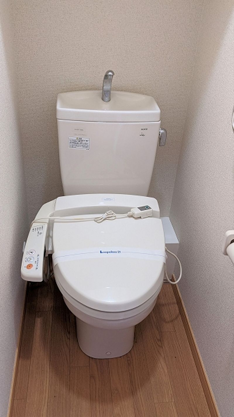 レオパレスベガ甲府南 トイレ