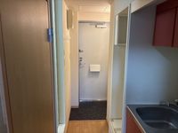 レオパレスエスポワール新宿町 玄関