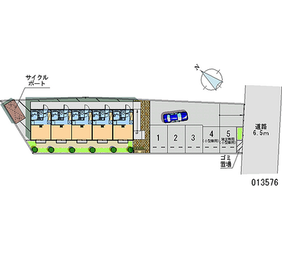 13576 Monthly parking lot