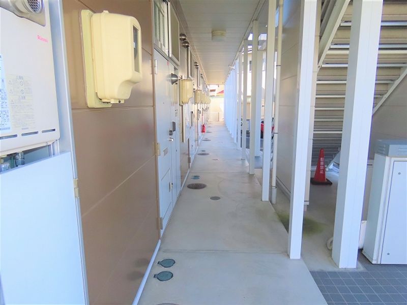 レオパレス中御所 共用部分