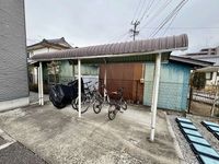 レオパレス清水Ⅱ 駐車場