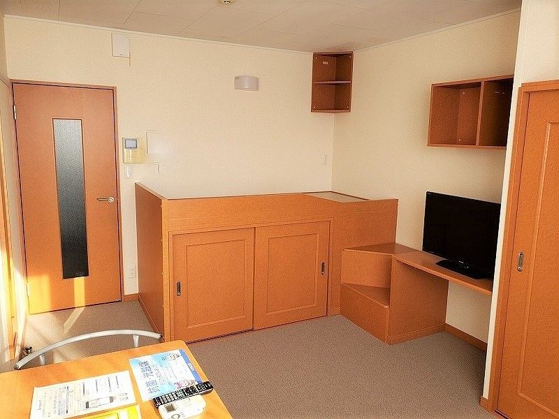 レオパレスフルール 居間