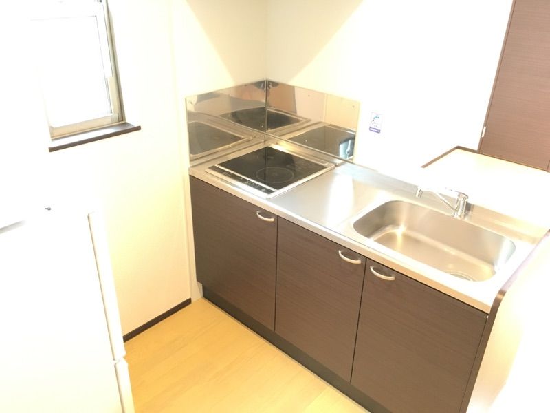 CLEINO Serene Kitchen