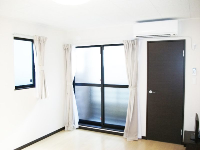 LEONEXT Ikusen 5 Living room