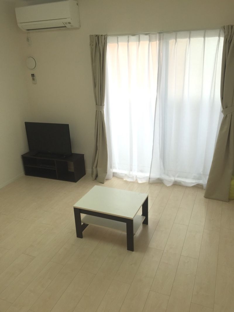 レオネクストサフラン 居間