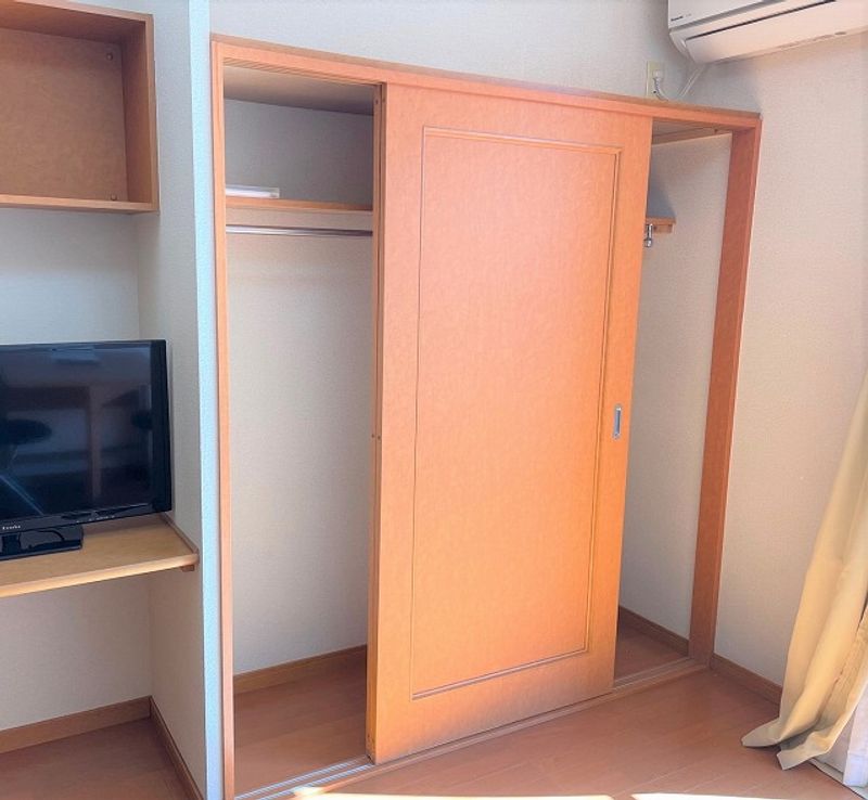 レオパレスヴィルアルカディア 収納