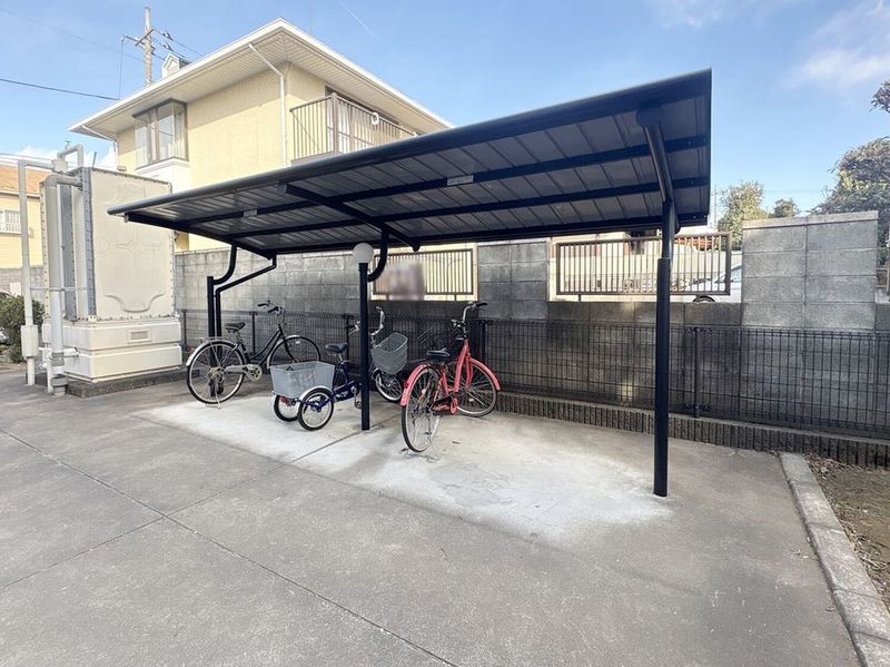 レオパレスルクソール 共用部分