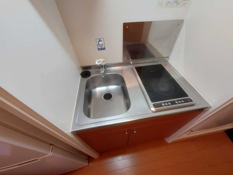 レオパレスＳＨＩＮＷＡ キッチン