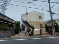 レオパレスアイリス 外観