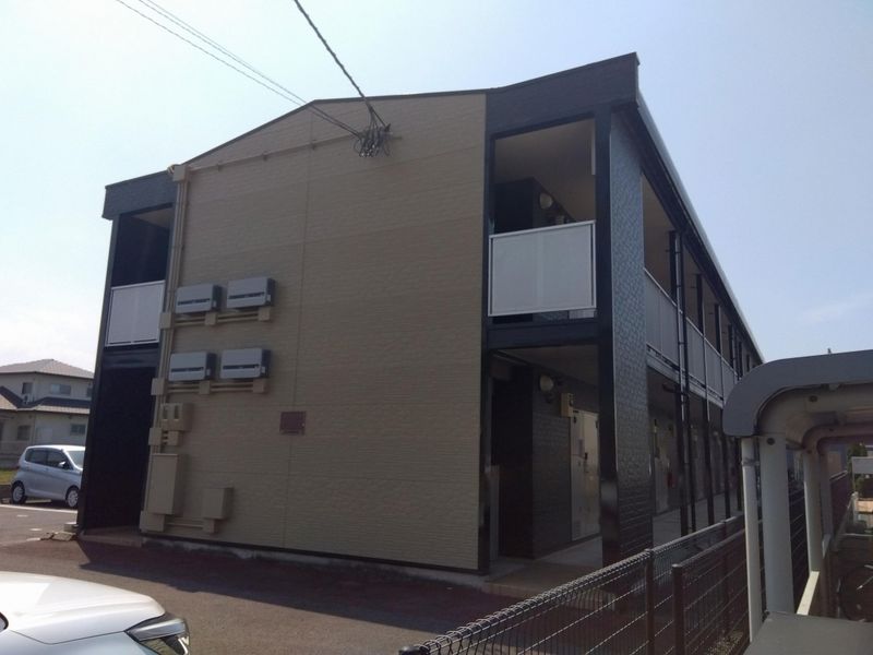 レオパレスハーモニー 外観