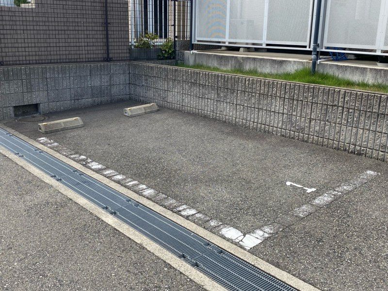 レオパレスＳＴＥＰ 駐車場