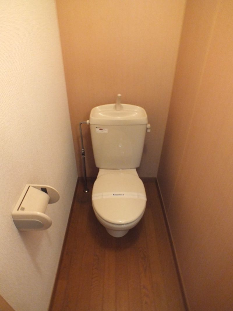 レオパレスリバーテラス トイレ