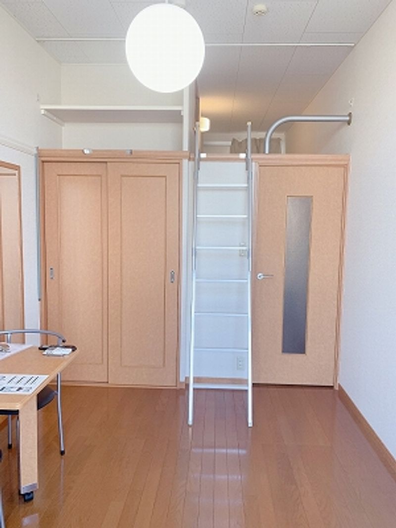 レオパレスパッシィオーネ 寝室