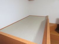 レオパレスフォレスト 寝室