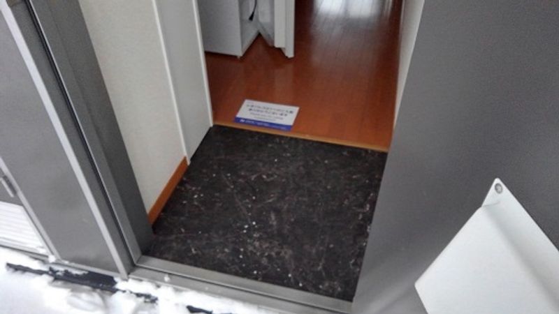 レオパレスル　ボヌール 玄関