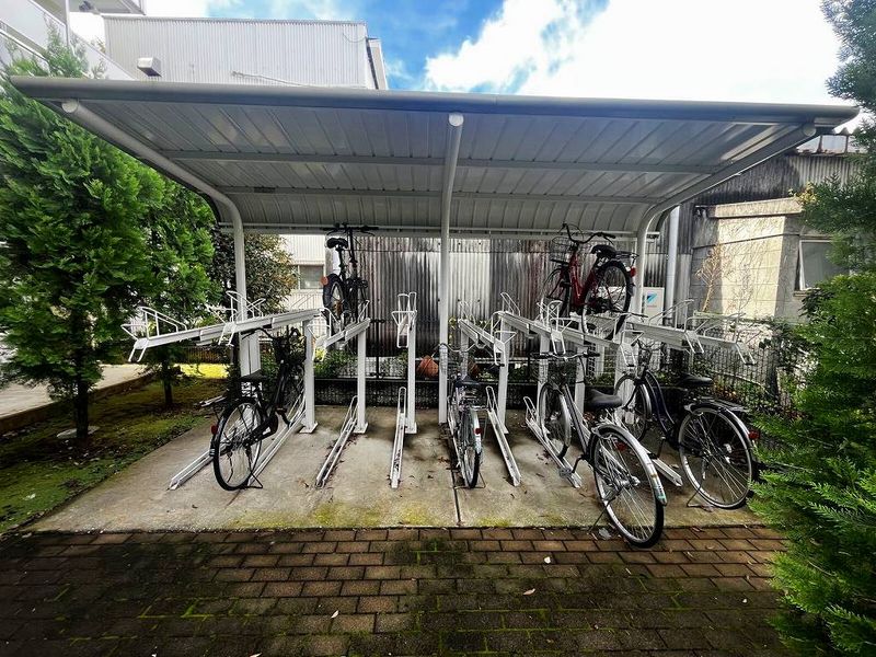 レオパレススターコート八雲台 共用部分