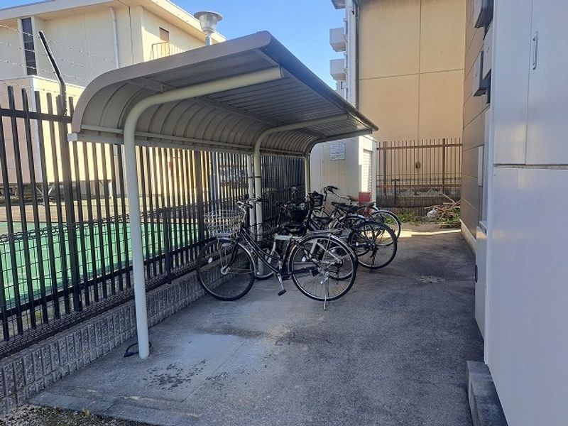 レオパレスアンビシャス 共用部分