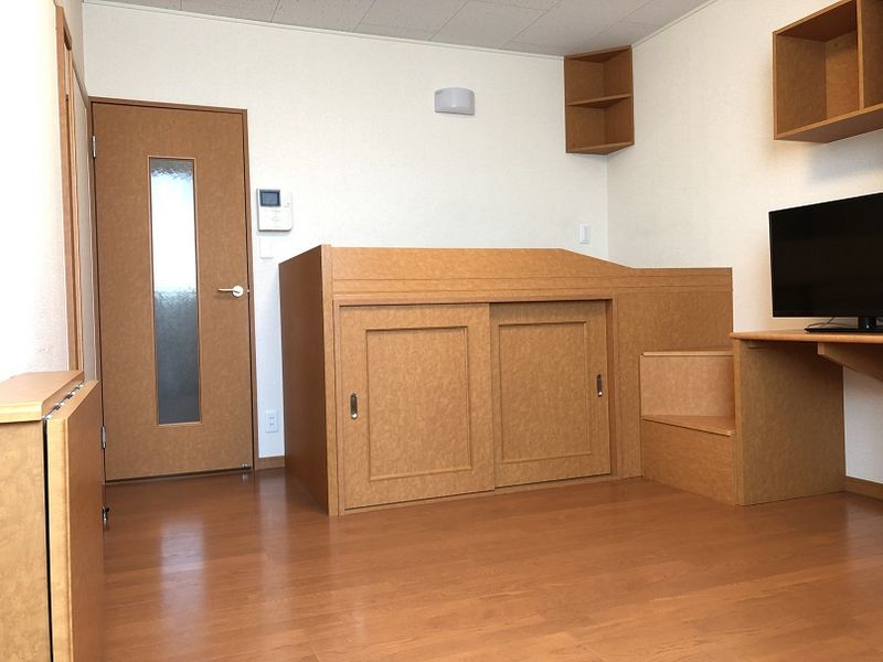レオパレス南４３２ 居間