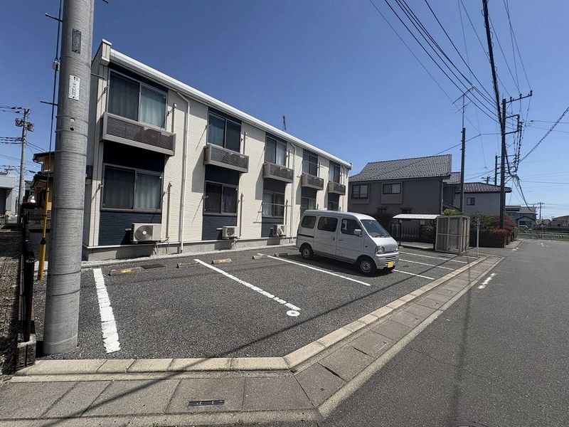 レオネクストインデムフェルド 駐車場