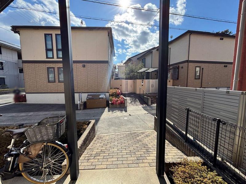 レオパレスＴａｋａｒａｚｕｋａ エントランス