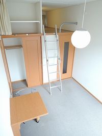 レオパレスサンフラワー 居間