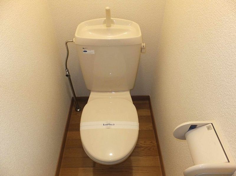 レオパレス内ヶ島 トイレ