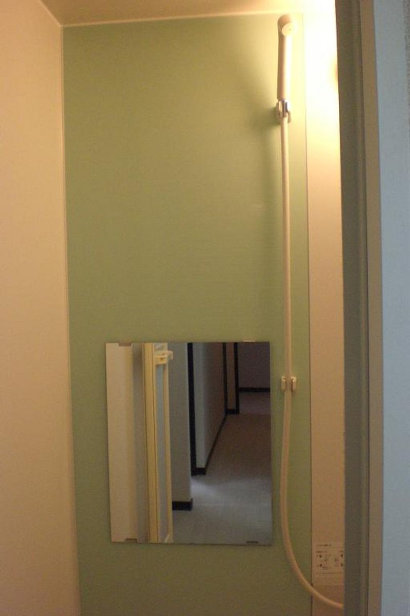 LEONEXT Loire Bathroom