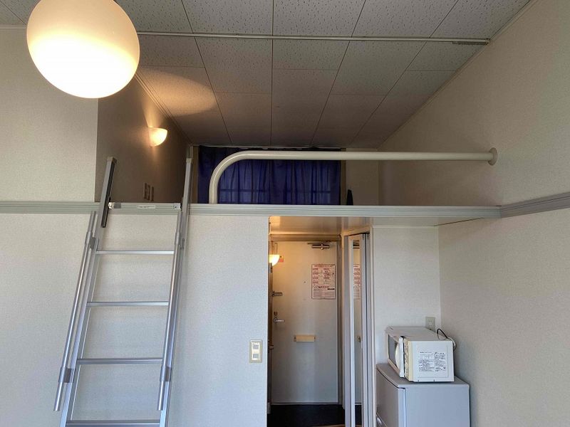 レオパレスメイプル 居間