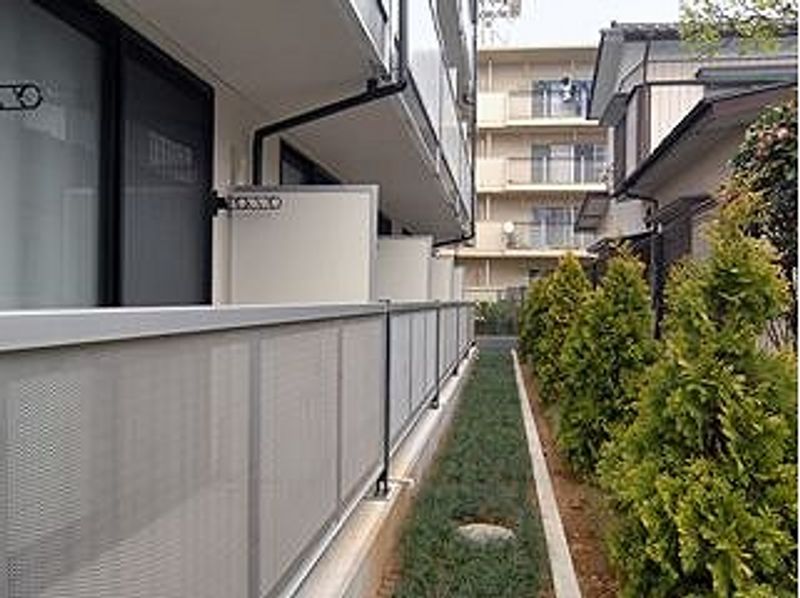 レオパレステルセイラ バルコニー