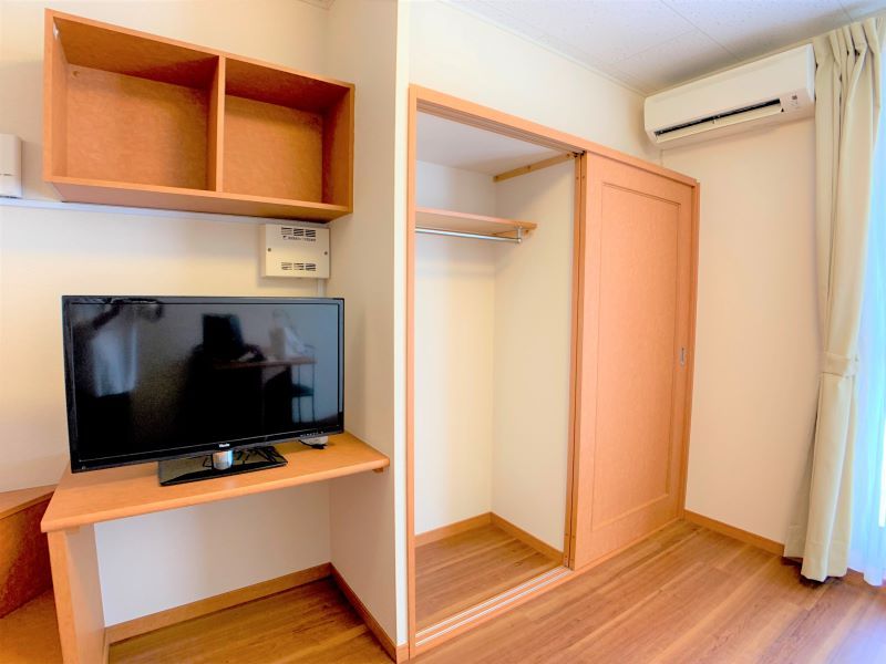 レオパレスクローバー 収納