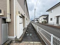 レオパレスウィル３３ エントランス