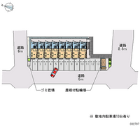 32707 Monthly parking lot