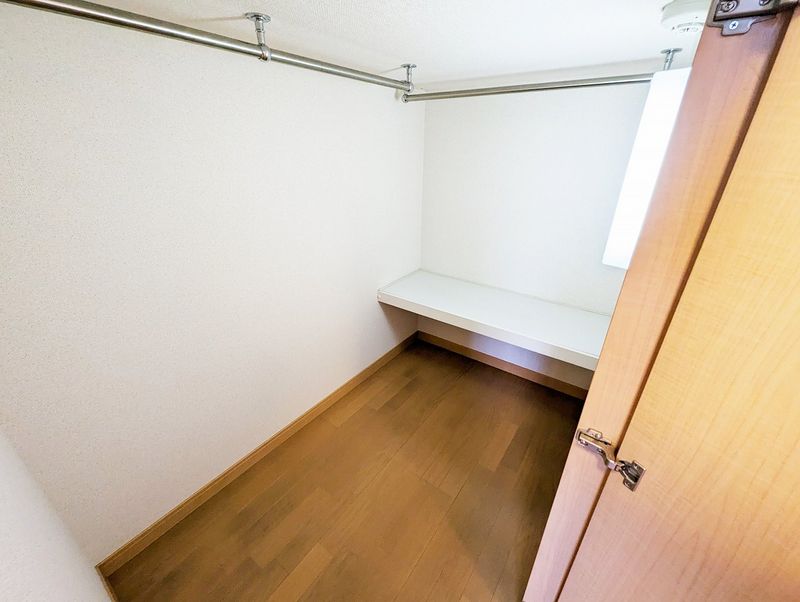 レオパレスヒルズハイネ 収納