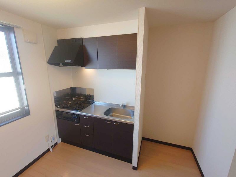 レオネクストＦＲＥＥＤＯＭ キッチン