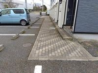 レオパレス英俊 エントランス