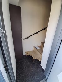 レオネクストらん 玄関