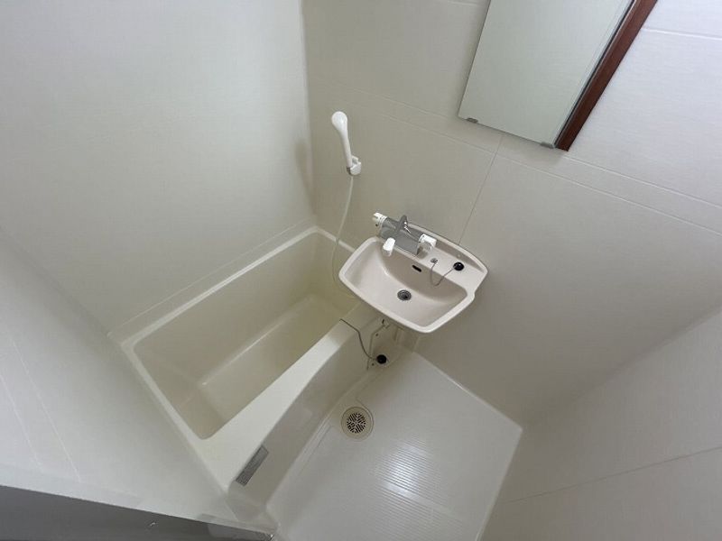 レオパレスＳＨＩＮＷＡ 風呂